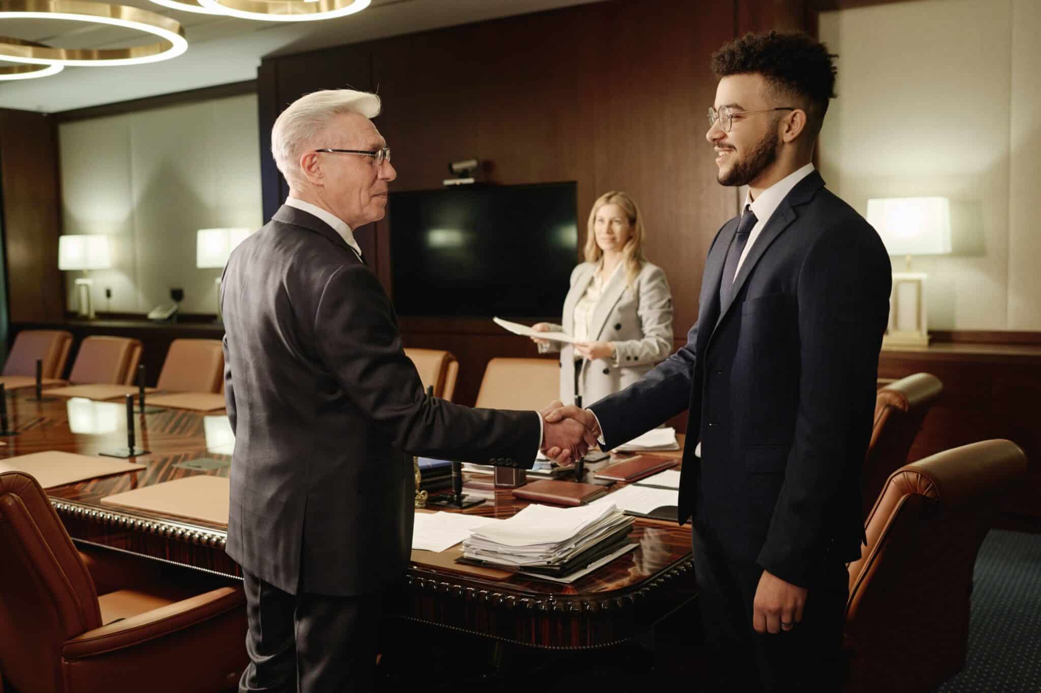 CRIMINAL DEFENSE LAWYER
